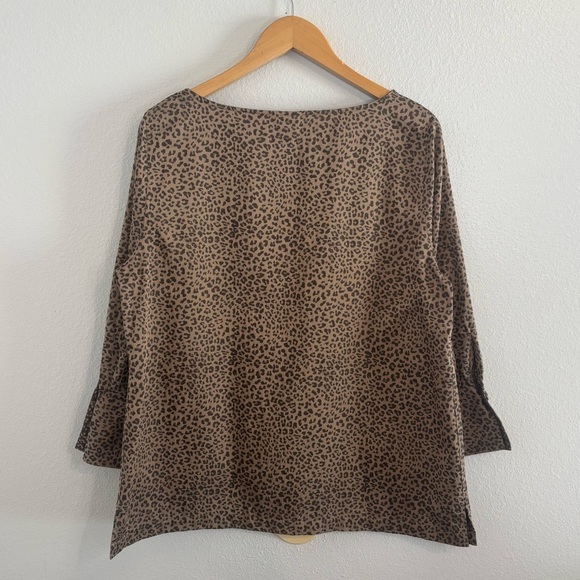 Chico’s Leopard Print No-Iron Blouse Size 2 (12) Coolmax All Season Top - Picture 3 of 13